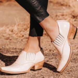 Freebird Leather Booties Cream